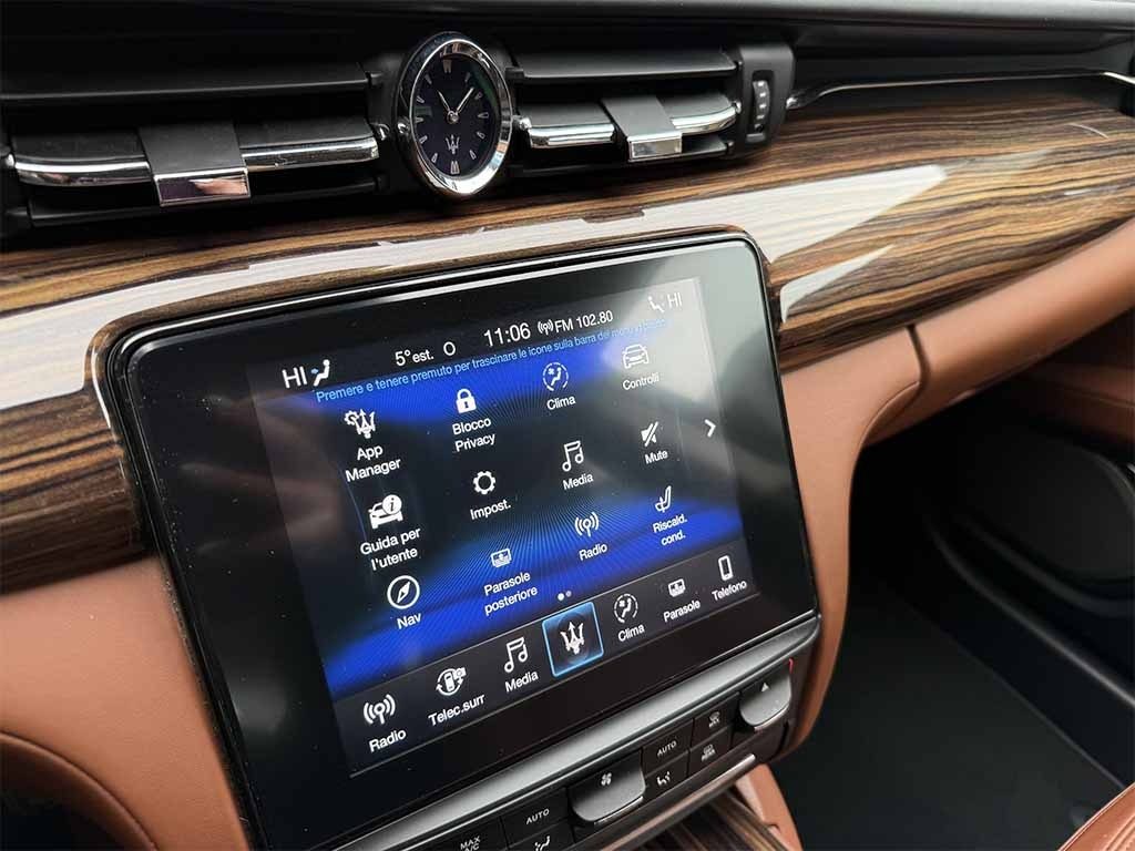 MASERATI Quattroporte Granlusso TETTO APRIBILE TELECAMERA 360 IVA ESP - 30