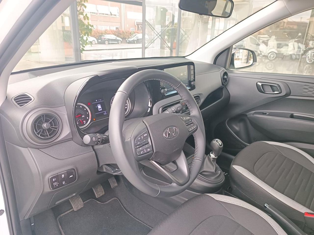 HYUNDAI i10 1.0 MPI Connectline - 27