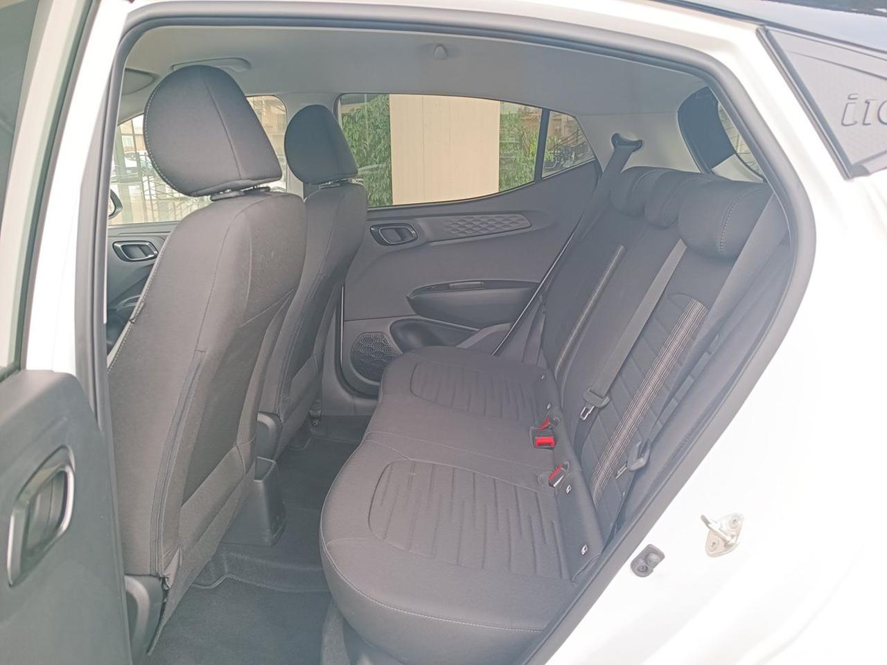 HYUNDAI i10 1.0 MPI Connectline - 23