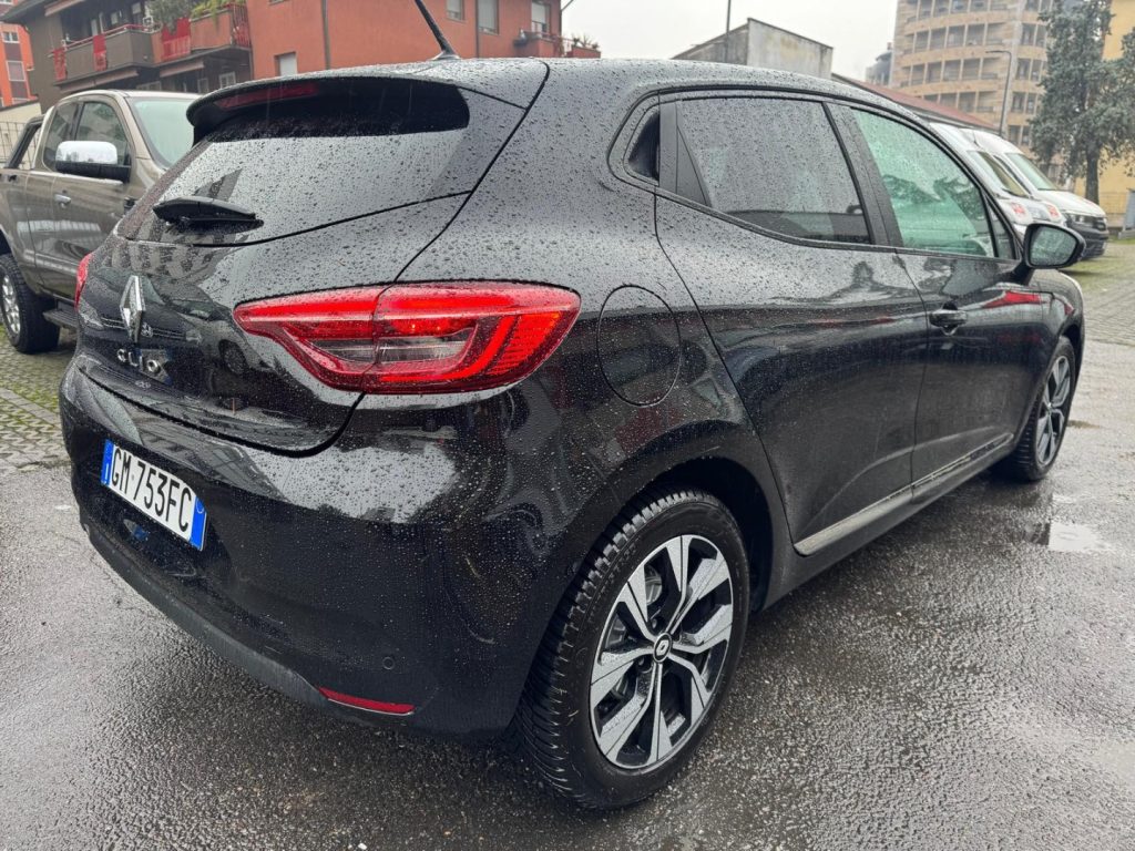 RENAULT Clio Blue dCi 100 CV Evolution AUTOCARRO N1 - 5