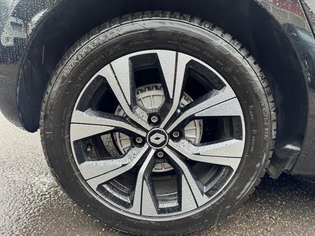 RENAULT Clio Blue dCi 100 CV Evolution AUTOCARRO N1 - 20