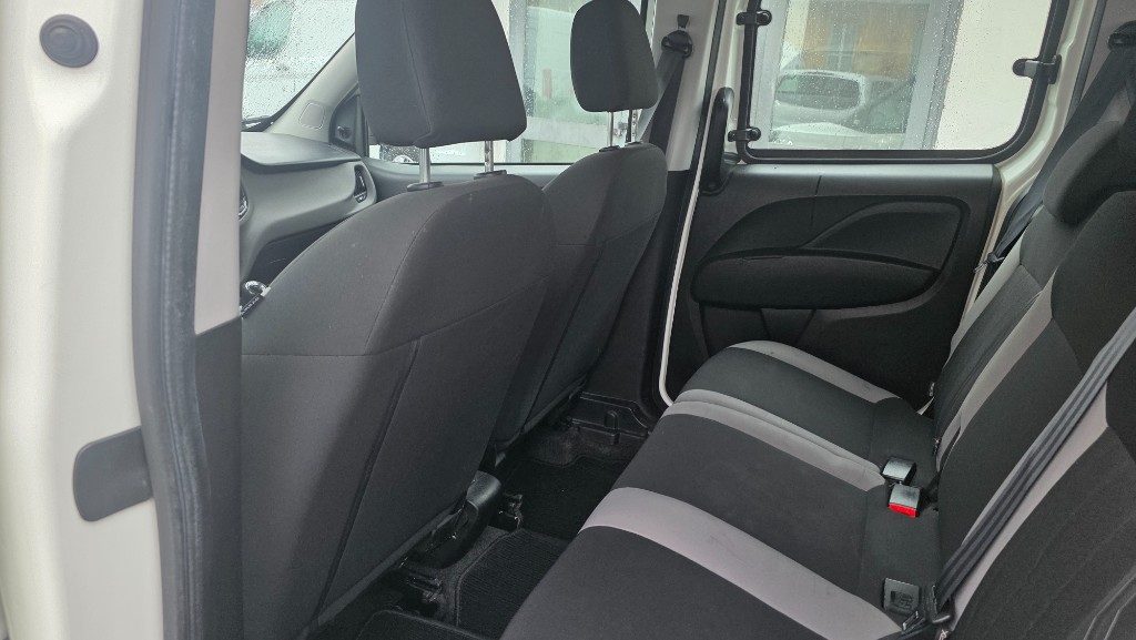FIAT Doblo Doblò 1.6 MJT 120CV S&S Easy E6dtemp 7posti - 10