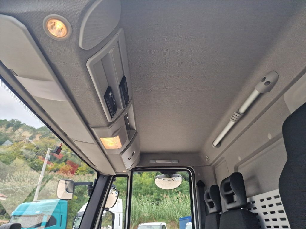 IVECO EUROCARGO 75E21 P EURO 6 FURGONE 6,10 SPONDA - 11