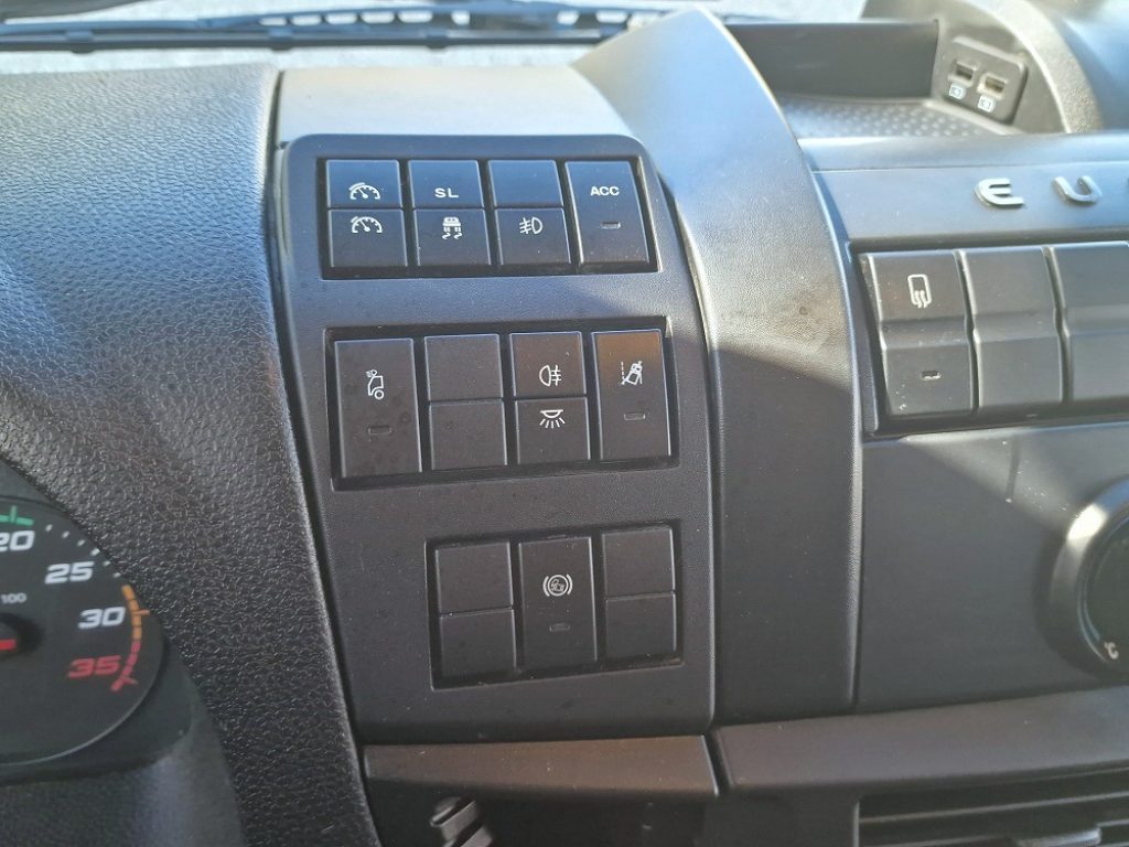 IVECO EUROCARGO 180E28 P EURO 6 FURGONE 6,20 + SPONDA - 14