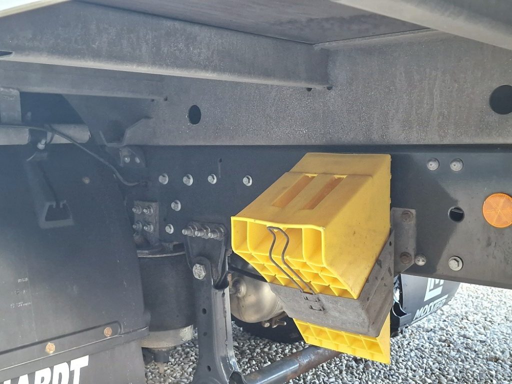 IVECO EUROCARGO 160E28 P EURO 6 FURGONE 7,40 + SPONDA - 18