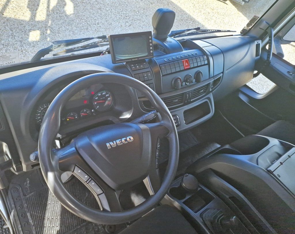 IVECO EUROCARGO 160E28 P EURO 6 FURGONE 7,40 + SPONDA - 8