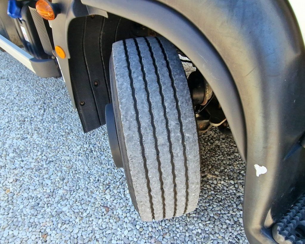 IVECO EUROCARGO 160E32 P E6 CENTINA 7,60 + SPONDA - 16