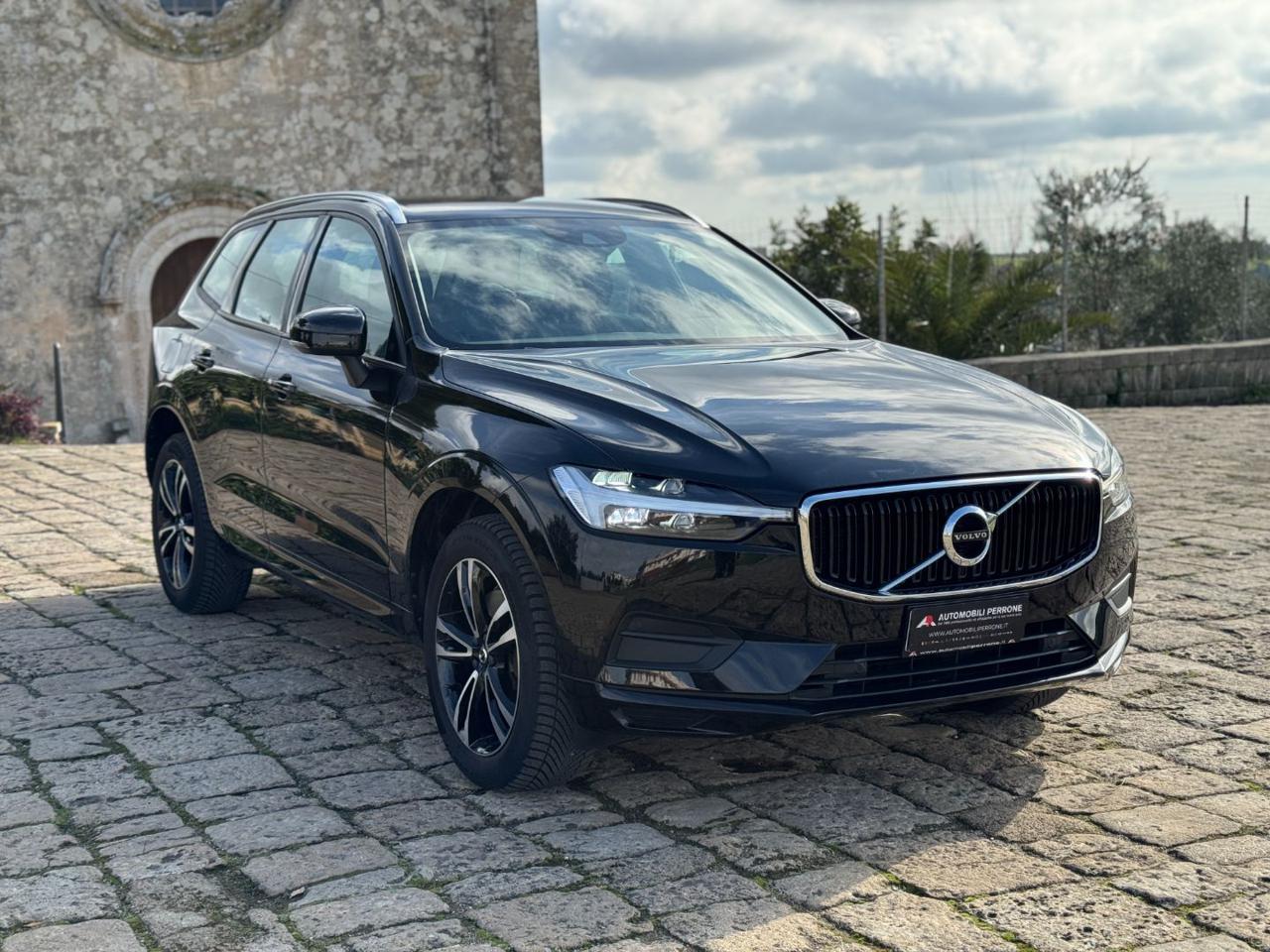 VOLVO XC60 B4 (d) 197cv Geartronic Momentum Pro - 20
