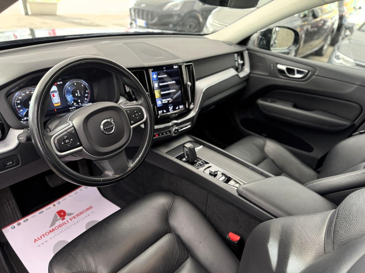 VOLVO XC60 B4 (d) 197cv Geartronic Momentum Pro - 6