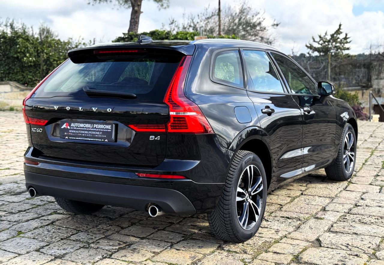 VOLVO XC60 B4 (d) 197cv Geartronic Momentum Pro - 15