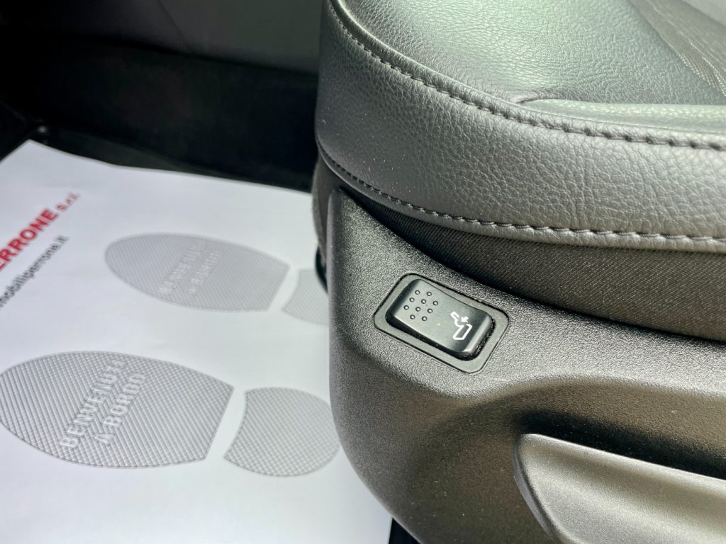 JEEP Compass 1.6 M-Jet 130cv Limited (APP/LED/Navi/Retro) - 24