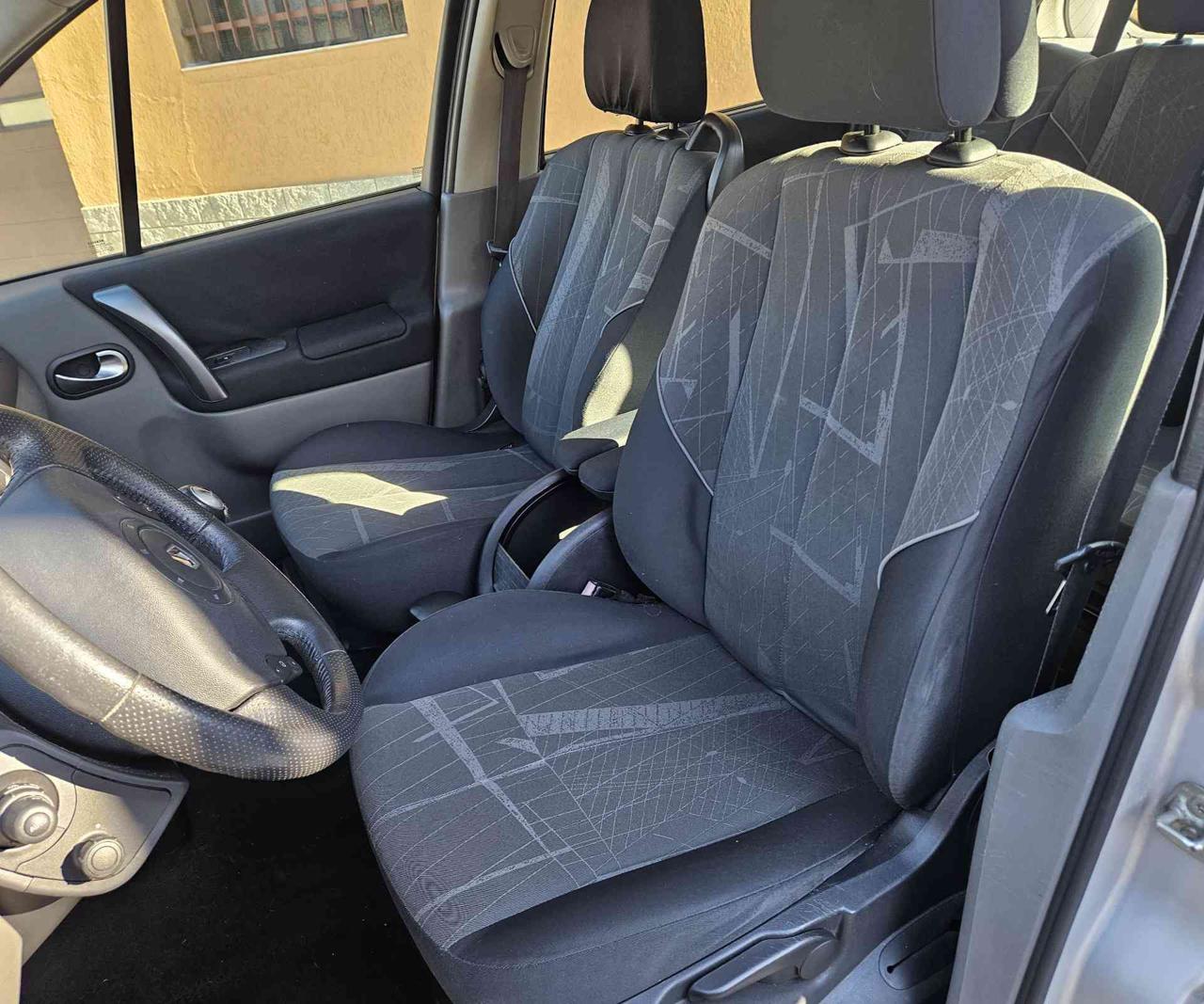 RENAULT Scenic 1.6 16V Luxe  NEOPATENTATI OK ! - 13