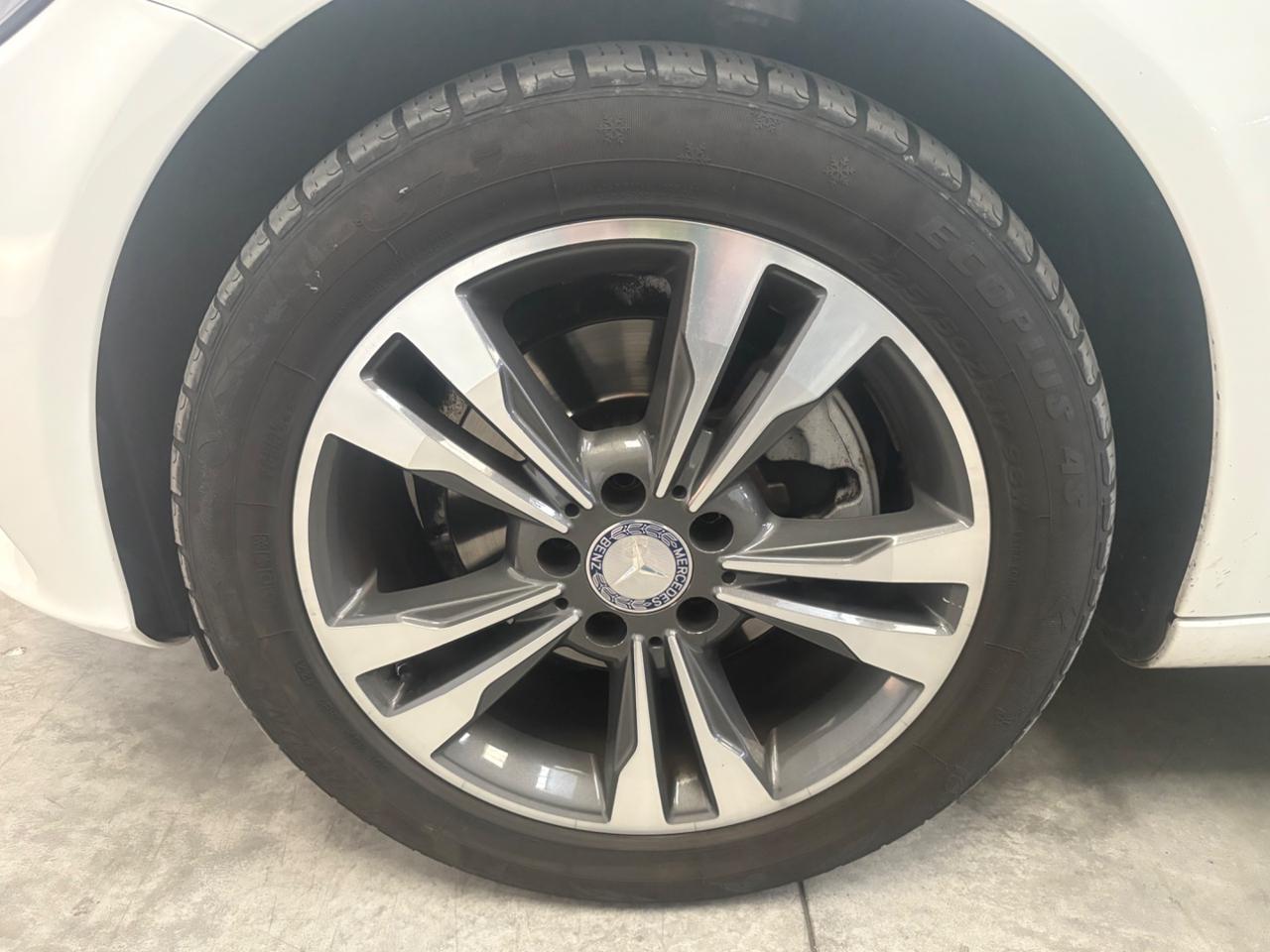 MERCEDES-BENZ C 220 d S.W. Sport - 15