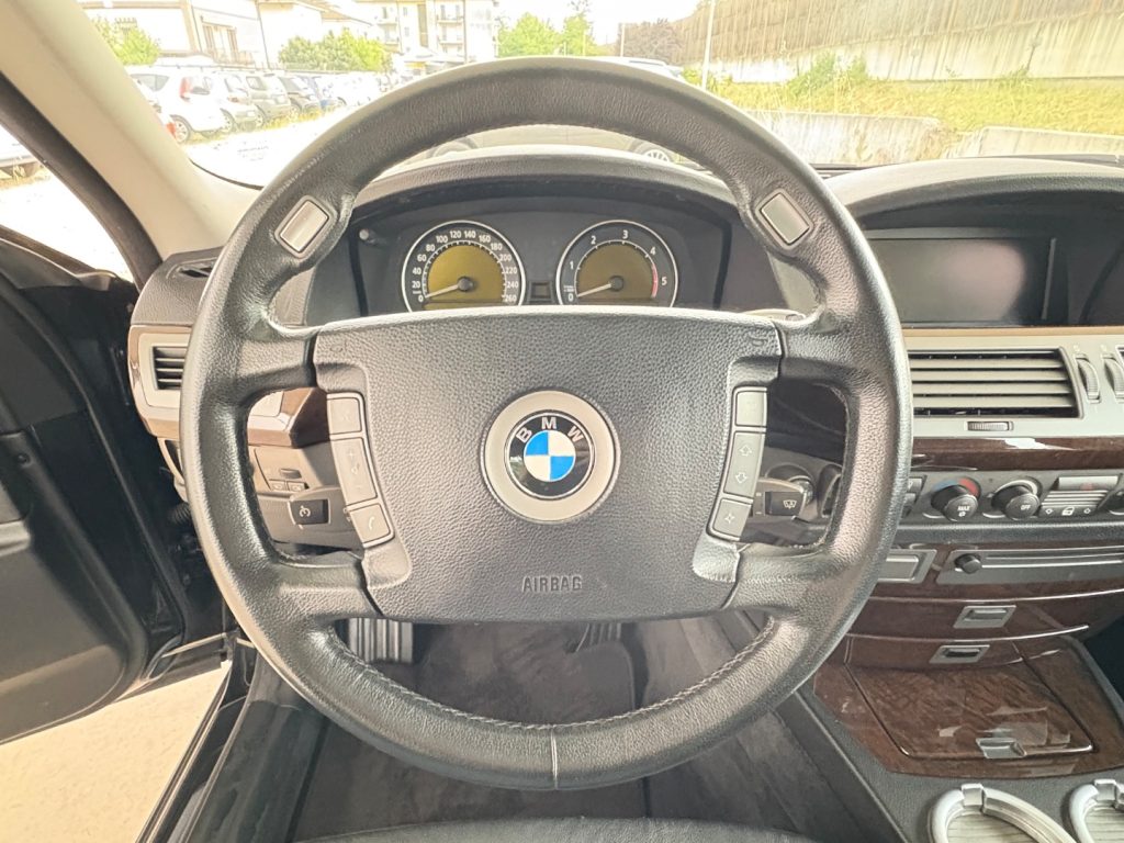 BMW 730 MOTORE E KM ORIGINALI TELEFONO PELLE FULL OTIONAL - 10