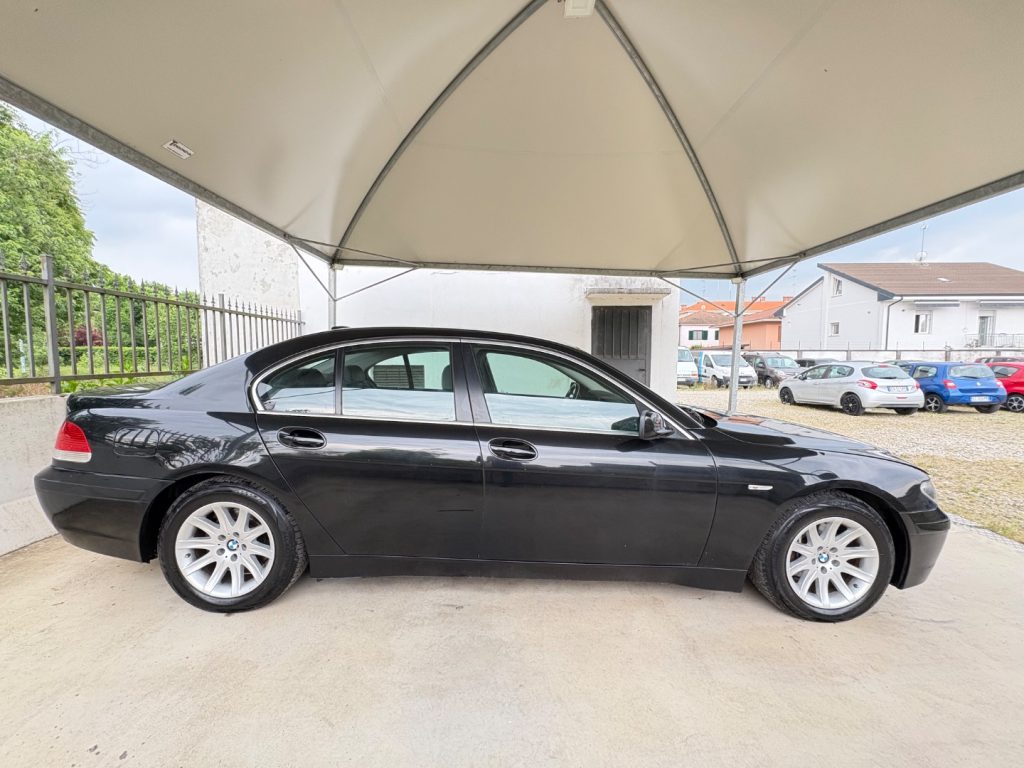 BMW 730 MOTORE E KM ORIGINALI TELEFONO PELLE FULL OTIONAL - 8