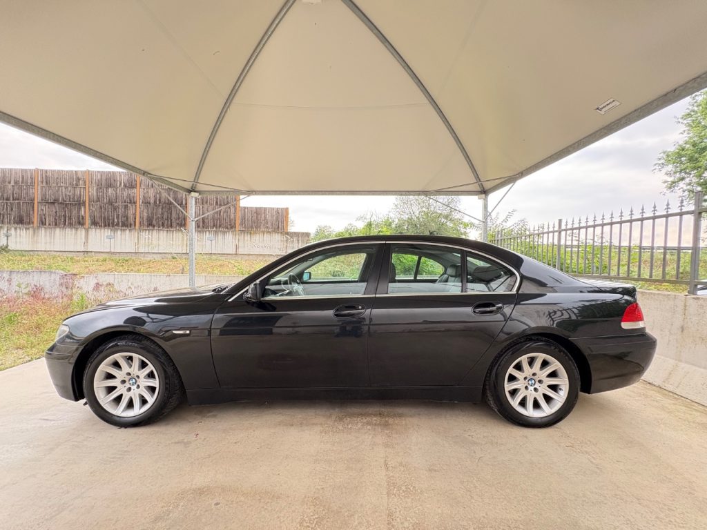 BMW 730 MOTORE E KM ORIGINALI TELEFONO PELLE FULL OTIONAL - 9