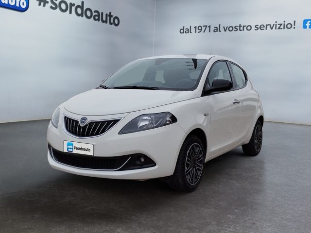 LANCIA Ypsilon Bianco pastello