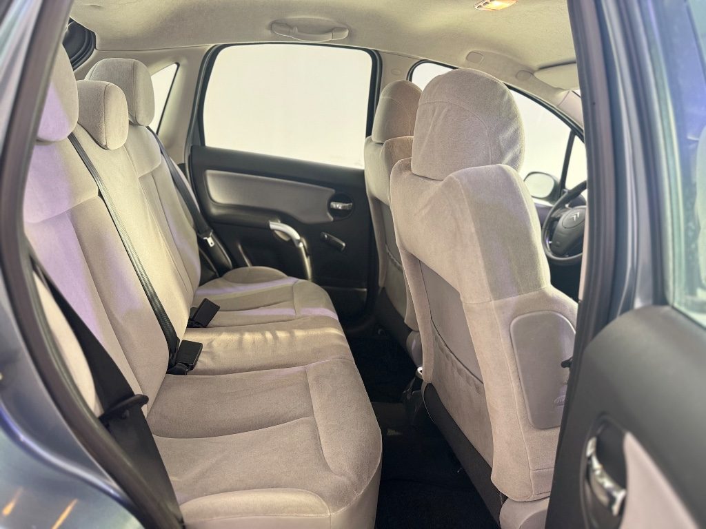 CITROEN C3 1.4 .Exclusive - 6