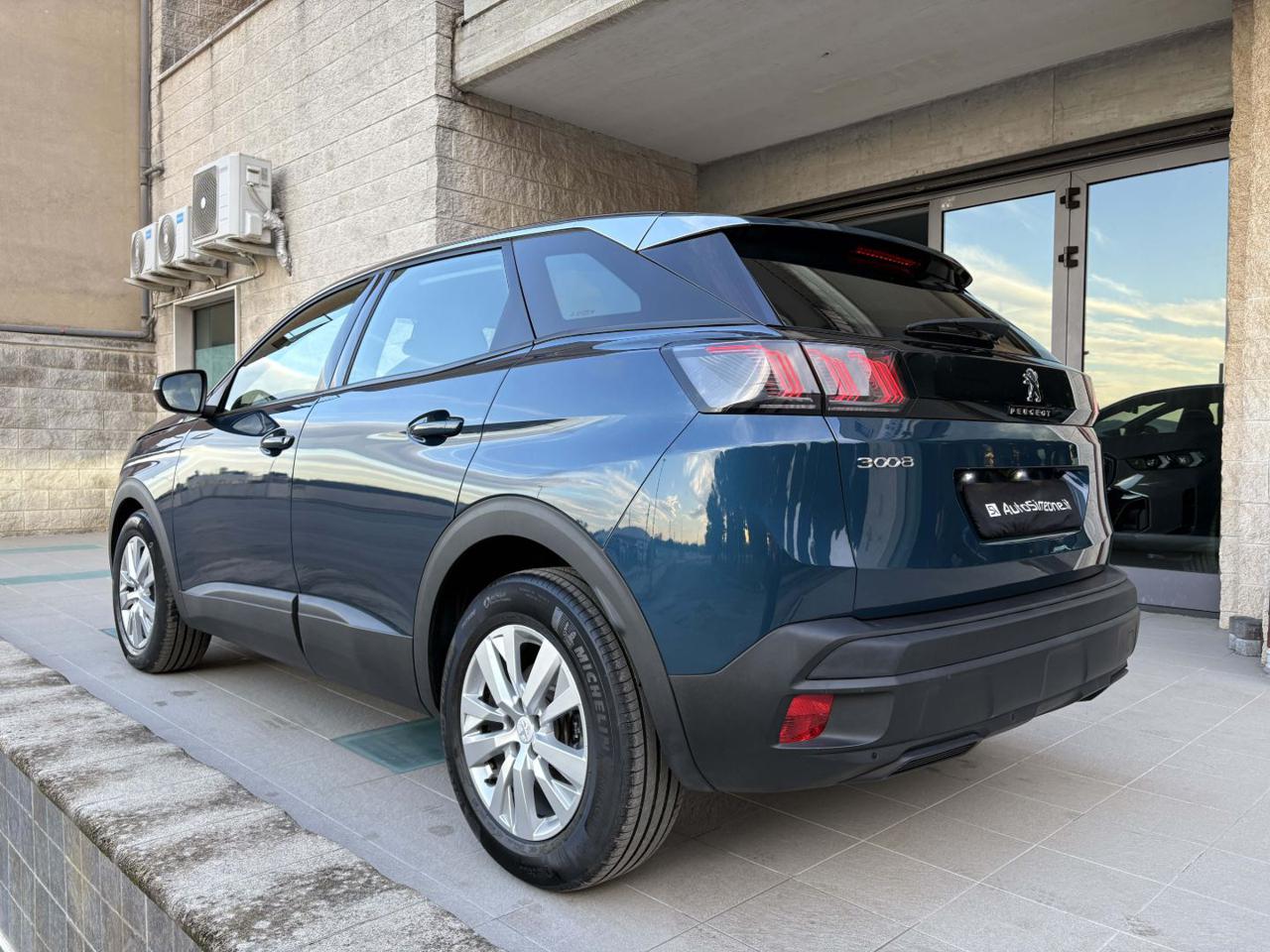 PEUGEOT 3008 1.5 BlueHDi 130 S&S Active Business - 7