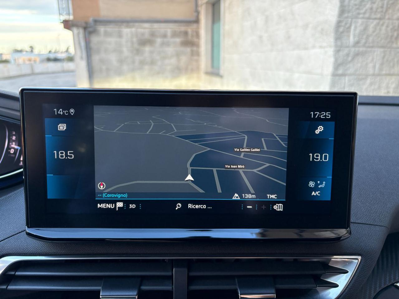 PEUGEOT 3008 1.5 BlueHDi 130 S&S Active Business - 14