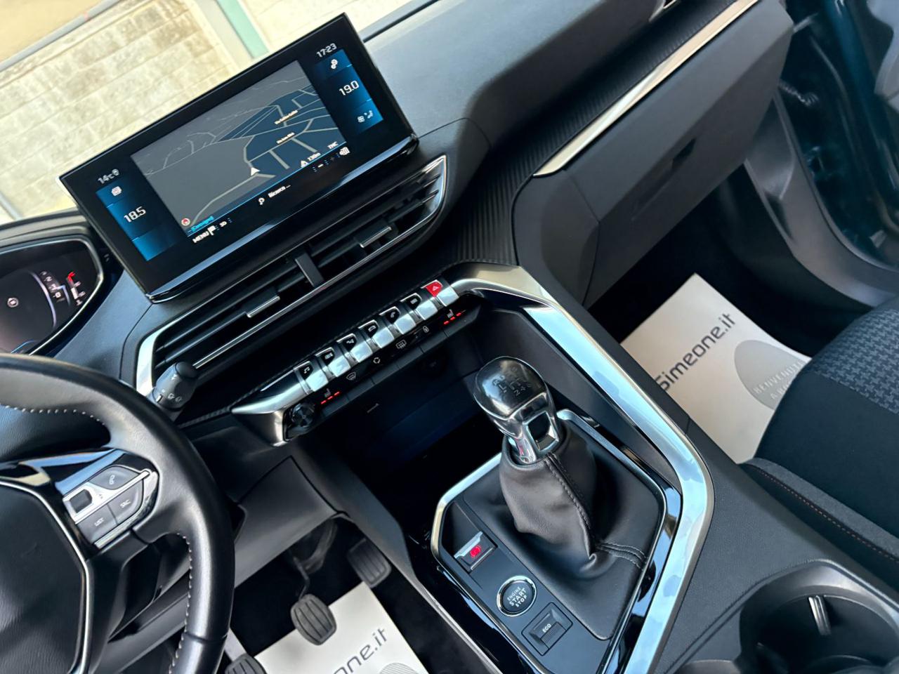 PEUGEOT 3008 1.5 BlueHDi 130 S&S Active Business - 20