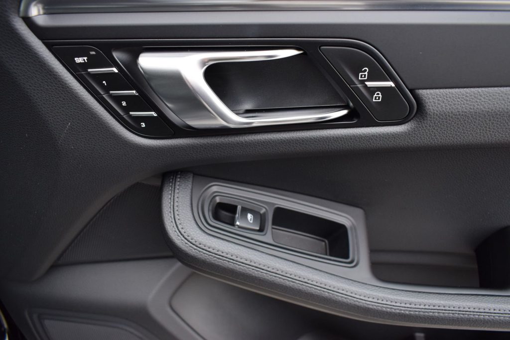 PORSCHE Macan 2.0 T IVA ESPOSTA SOLO 17.000KM - 20