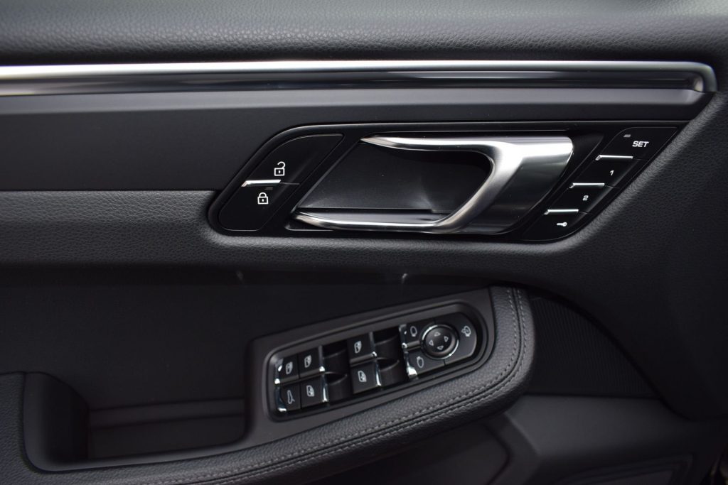 PORSCHE Macan 2.0 T IVA ESPOSTA SOLO 17.000KM - 21