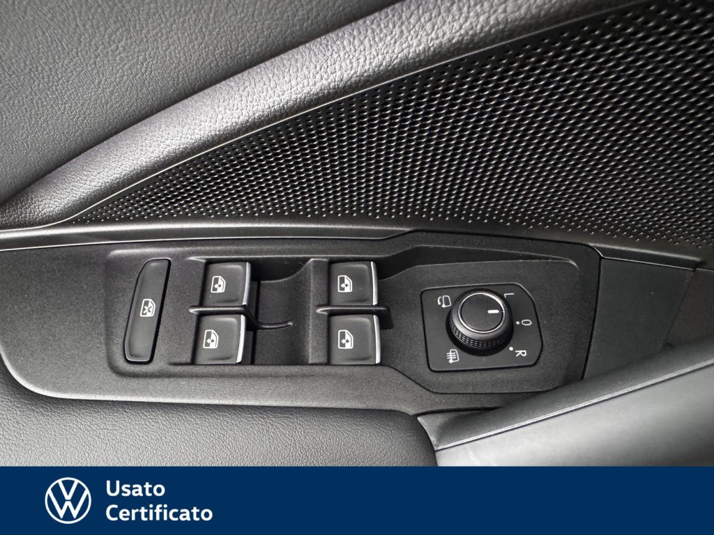 VOLKSWAGEN Tiguan 2.0 tdi r-line plus 4motion 193cv dsg - 13