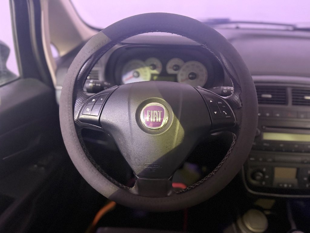 FIAT Grande Punto 1.4 T-Jet 16V 5 porte Emotion - 14