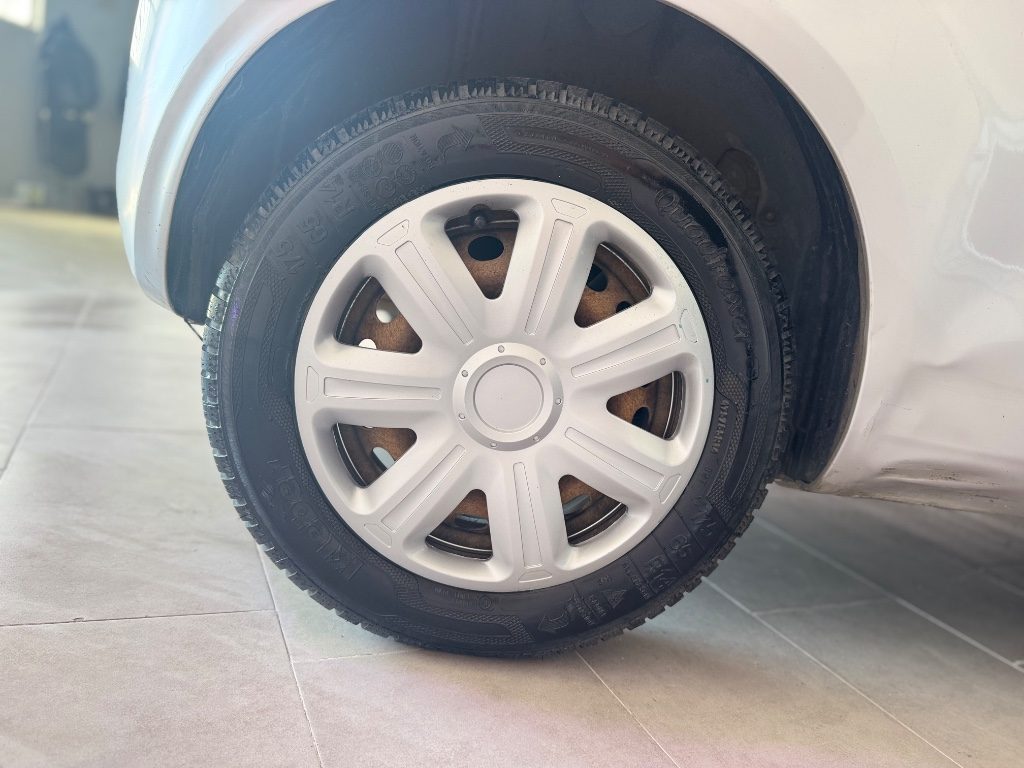 FORD Ka+ 1.2. 8V 69CV - 10