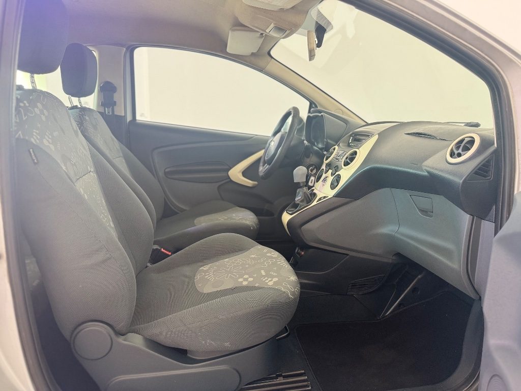 FORD Ka+ 1.2. 8V 69CV - 11