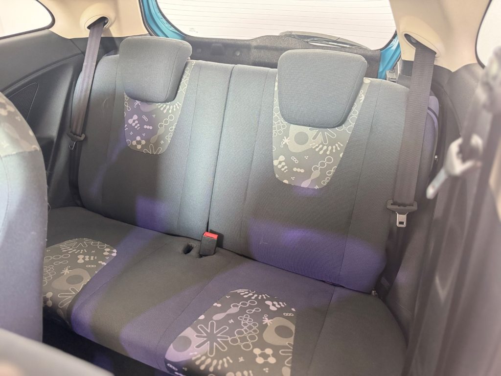 FORD Ka 1.2 8V 69CV Titanium - 7