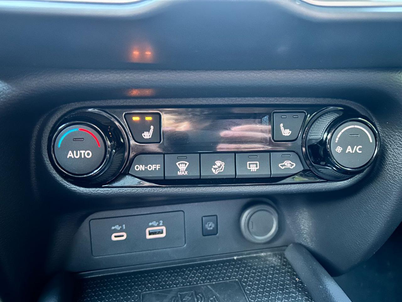 NISSAN Juke 1.0 DIG-T 114 CV DCT N-Connecta - 22