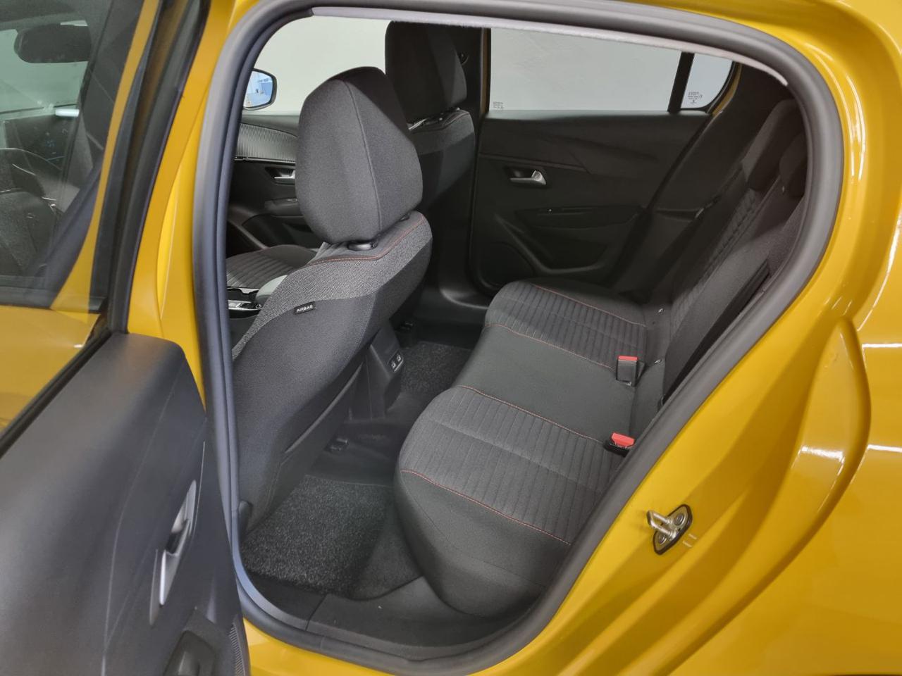 PEUGEOT 208 motore elettrico 136 CV 5 porte Active - 10