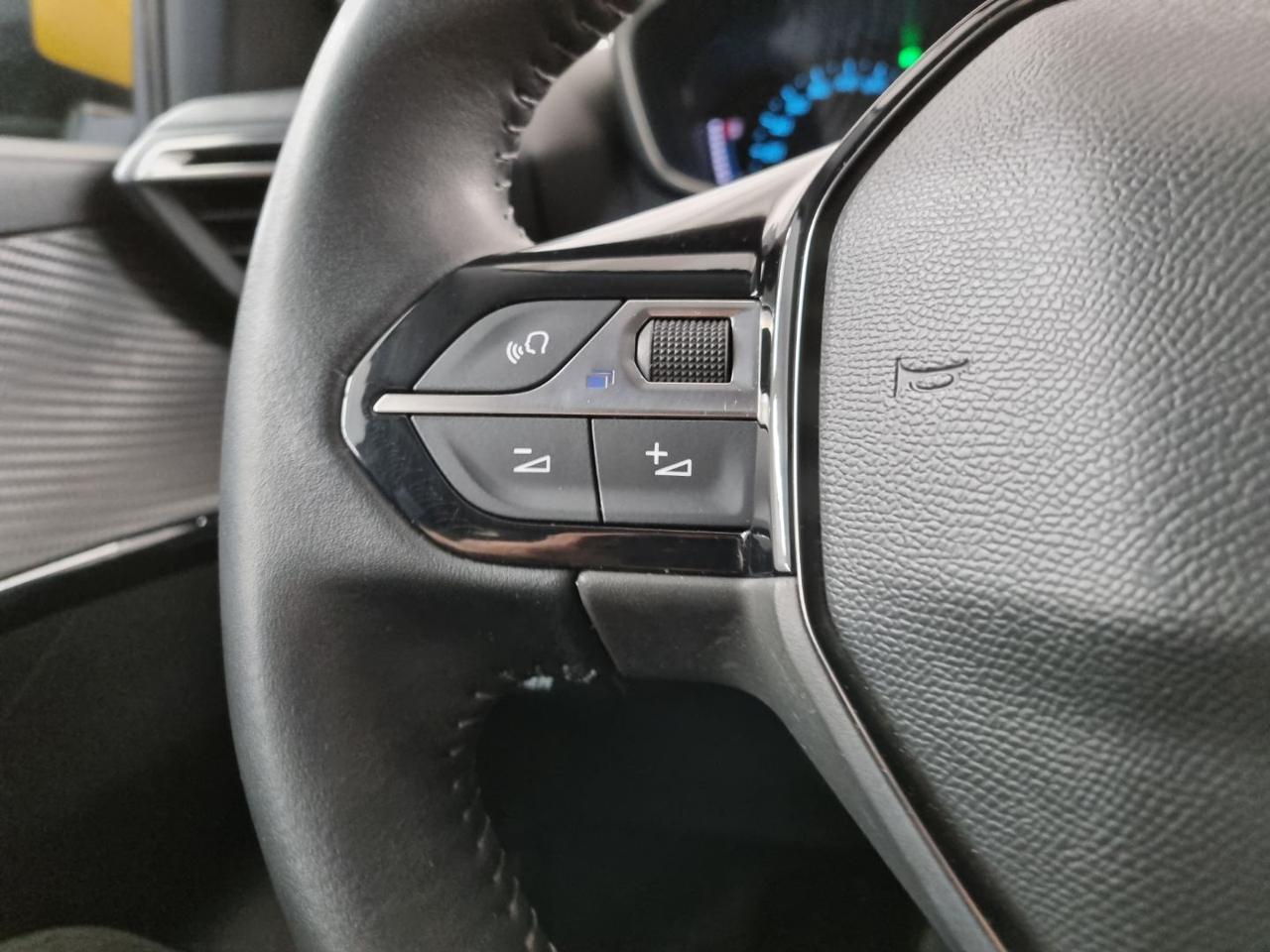 PEUGEOT 208 motore elettrico 136 CV 5 porte Active - 24