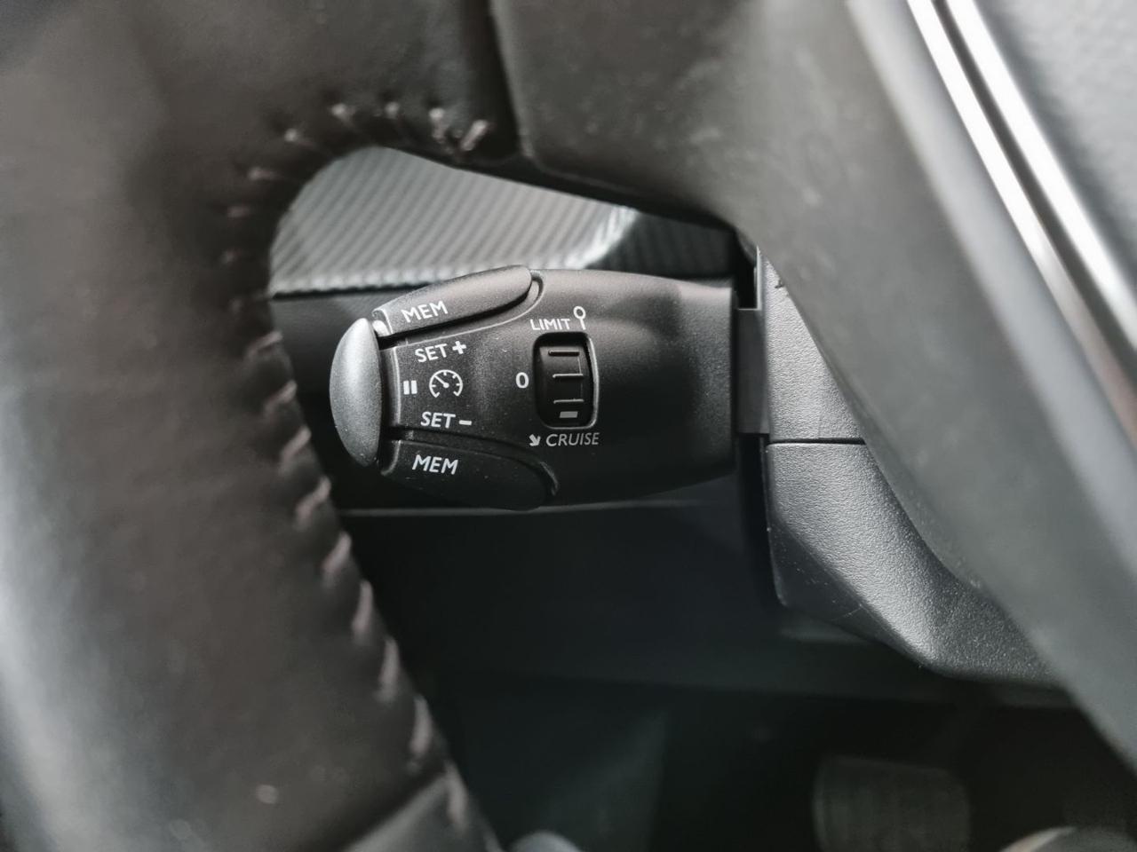 PEUGEOT 208 motore elettrico 136 CV 5 porte Active - 22