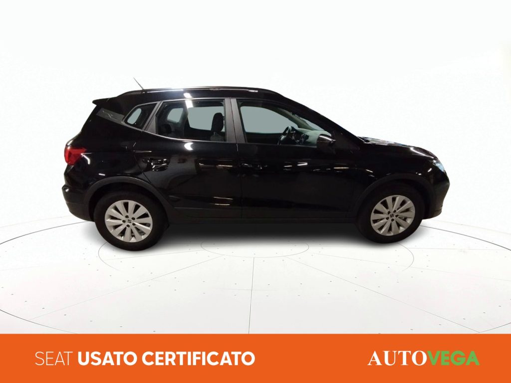 SEAT Arona 1.0 ecotsi style 95cv - 3