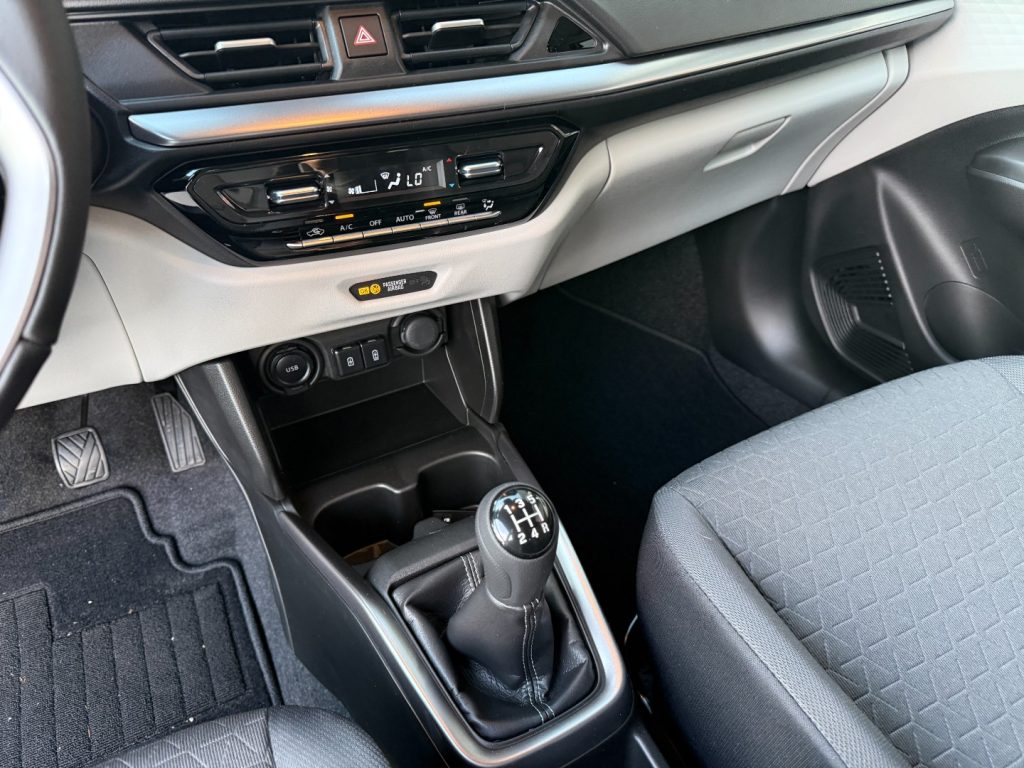 SUZUKI Swift 1.2 Hybrid 4WD AllGrip Top Navi DAB+ LED - 9