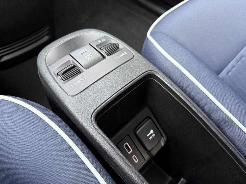 FIAT 500e 23,8 kWh Action DAB+ Uconnect Link Keyless - 12