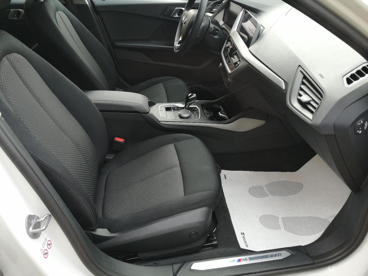 BMW 116 i 5p. Msport Exterior - 12