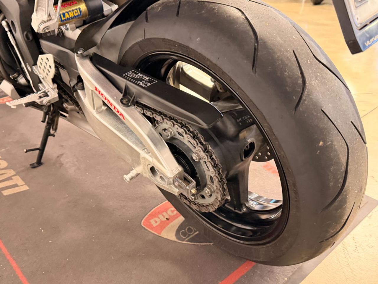 HONDA CBR 600 RR my 2003 - 8