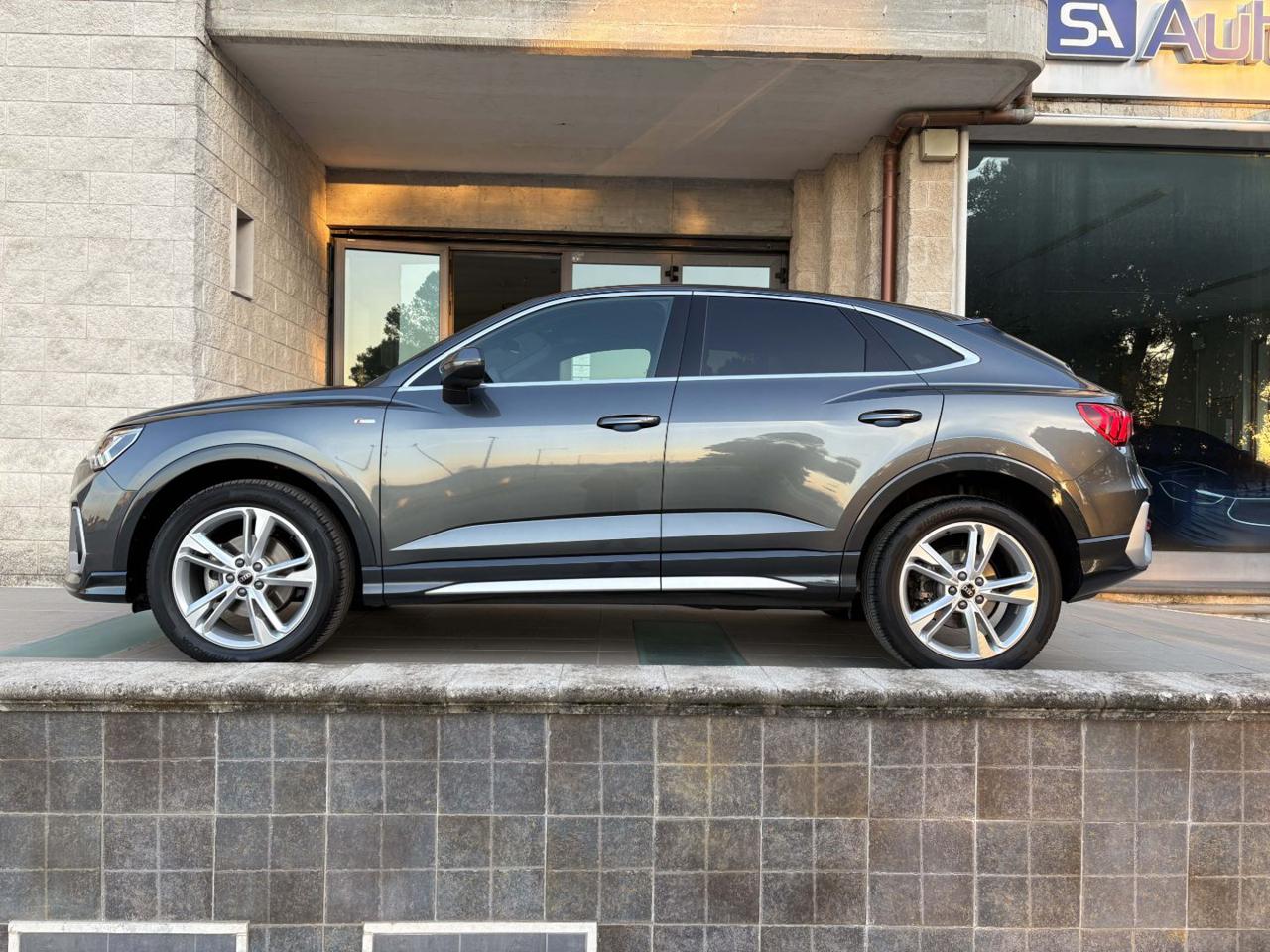 AUDI Q3 SPB Sportback 35 TDI S tronic S line edition - 8