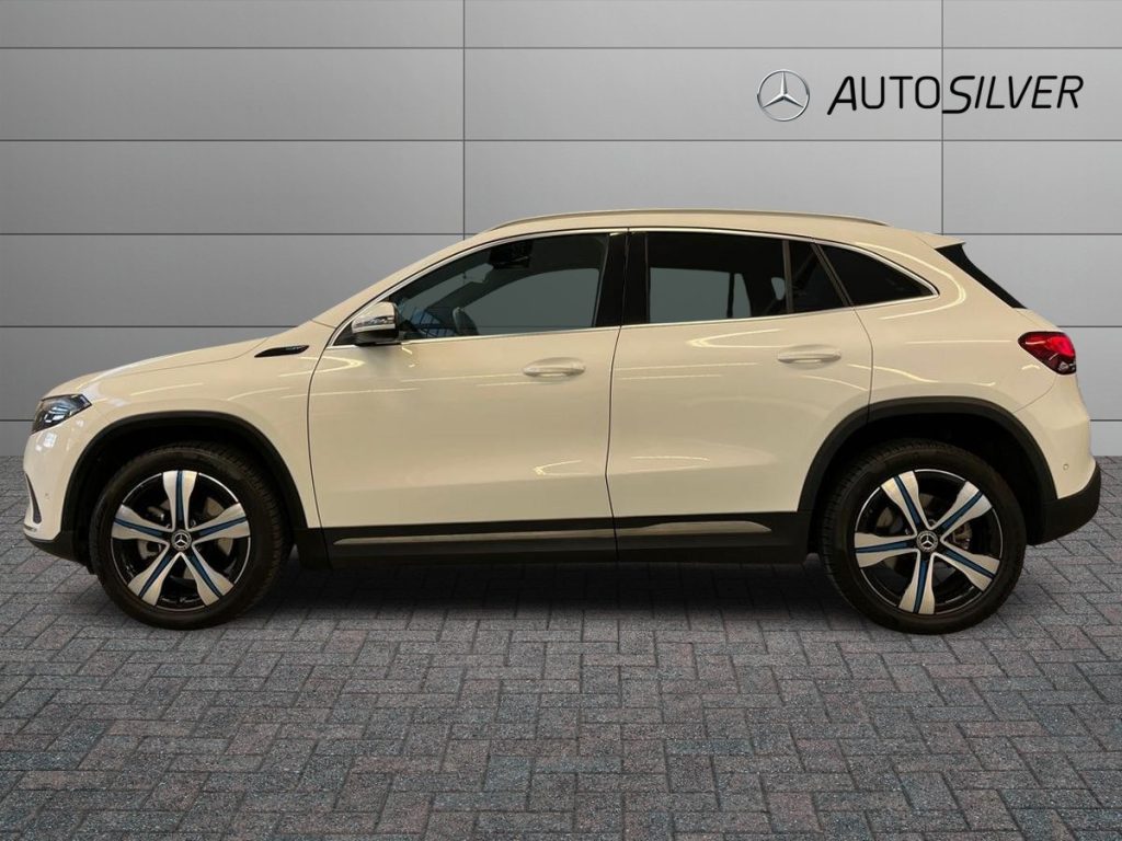 MERCEDES-BENZ EQA 250 Sport - 6