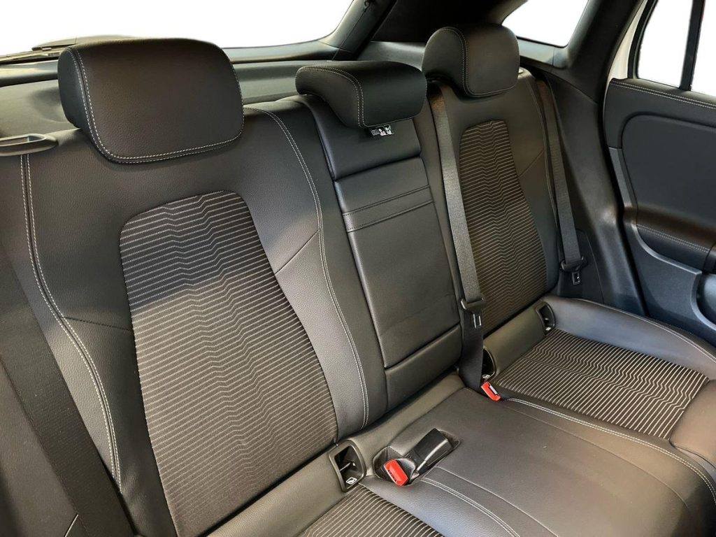 MERCEDES-BENZ EQA 250 Sport - 16