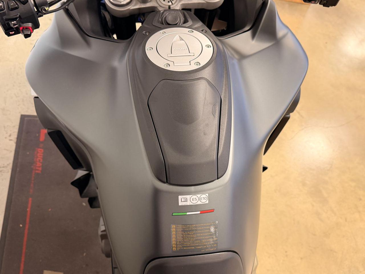 DUCATI Multistrada V4 S AVIATOR GREY - 9