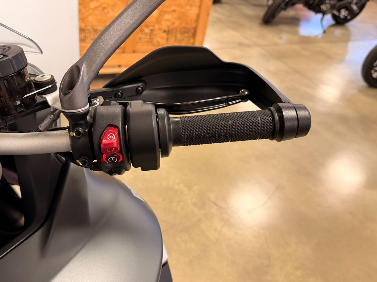 DUCATI Multistrada V4 S AVIATOR GREY - 10