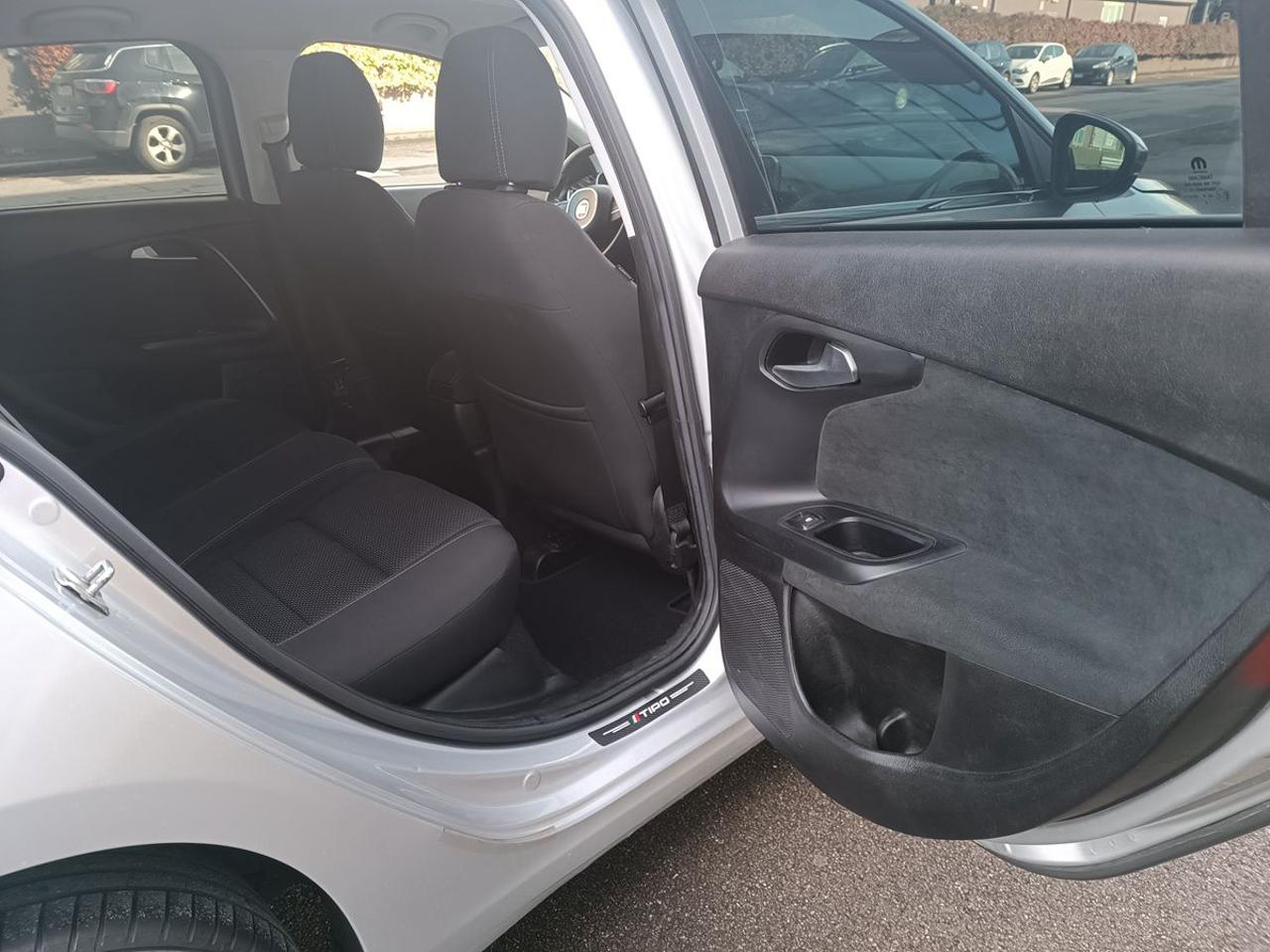 FIAT Tipo 1.6 Mjt S&S DCT SW Lounge - 12