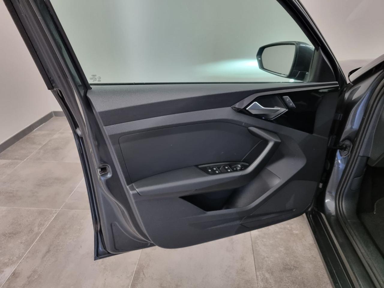 AUDI A1 SPB 30 TFSI S tronic Admired Advanced - 23