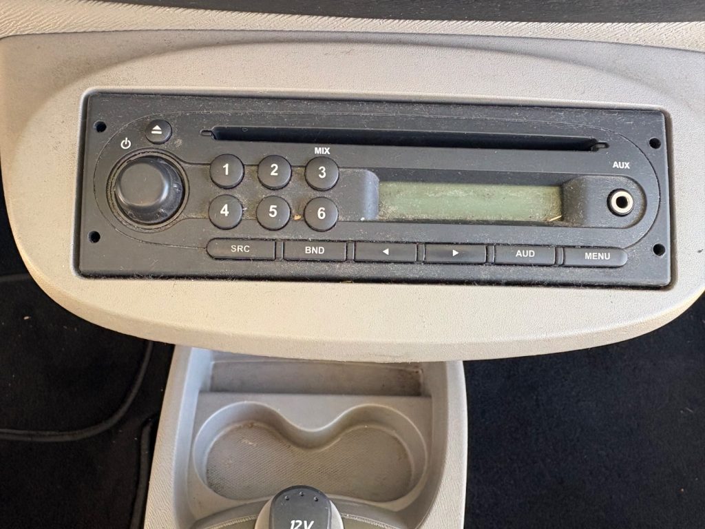 RENAULT Twingo 1.2 OK NEOP POCHI KM MOTORE E KM ORIGINALI - 18