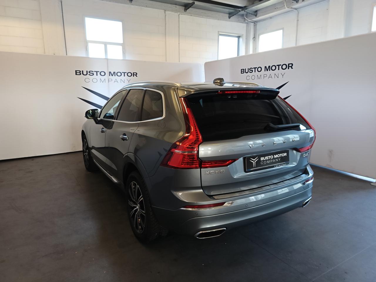 VOLVO XC60 D4 AWD Geartronic Inscription - 4